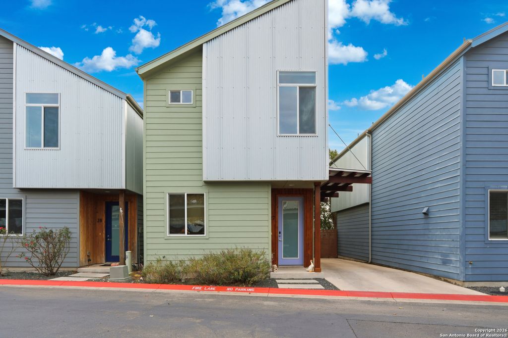 Photo of 330 Clay UNIT 27, San Antonio, TX 78204 (MLS # 1932064)