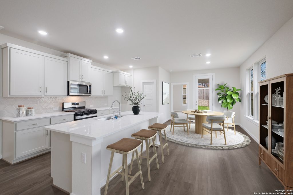 Photo of 6022 Calgary Park, San Antonio, TX 78233 (MLS # 1817719)