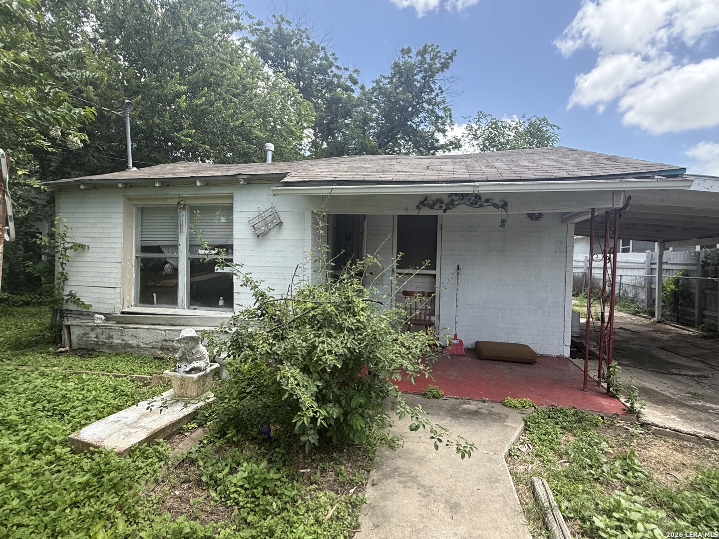 Photo 1 of 21 — 4438 BUENA VISTA ST, San Antonio, TX 78237
