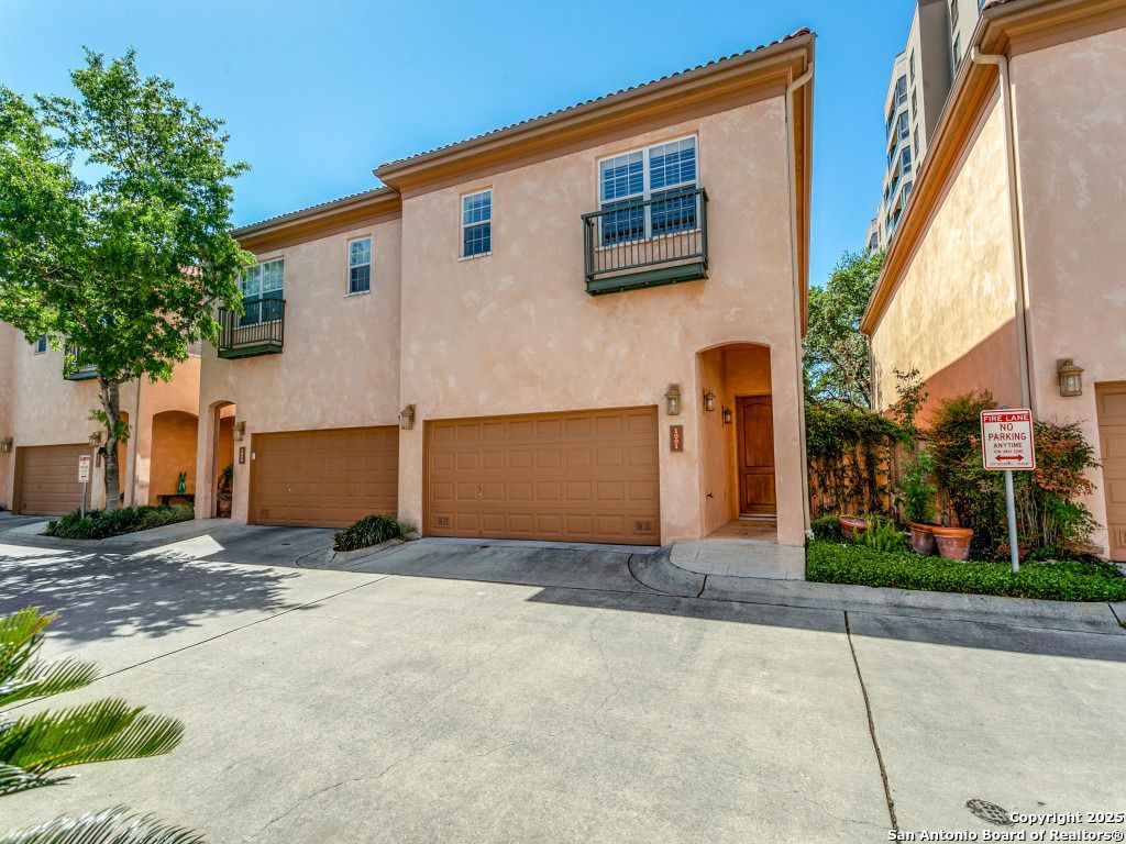 Photo of 7897 BROADWAY 1001 #1001, San Antonio, TX 78209 (MLS # 1855697)