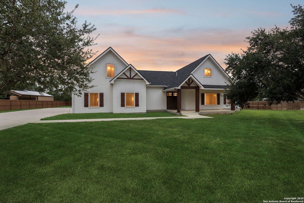 Photo of 177 E Short Meadow Dr, Lytle, TX 78052 (MLS # 1991926)