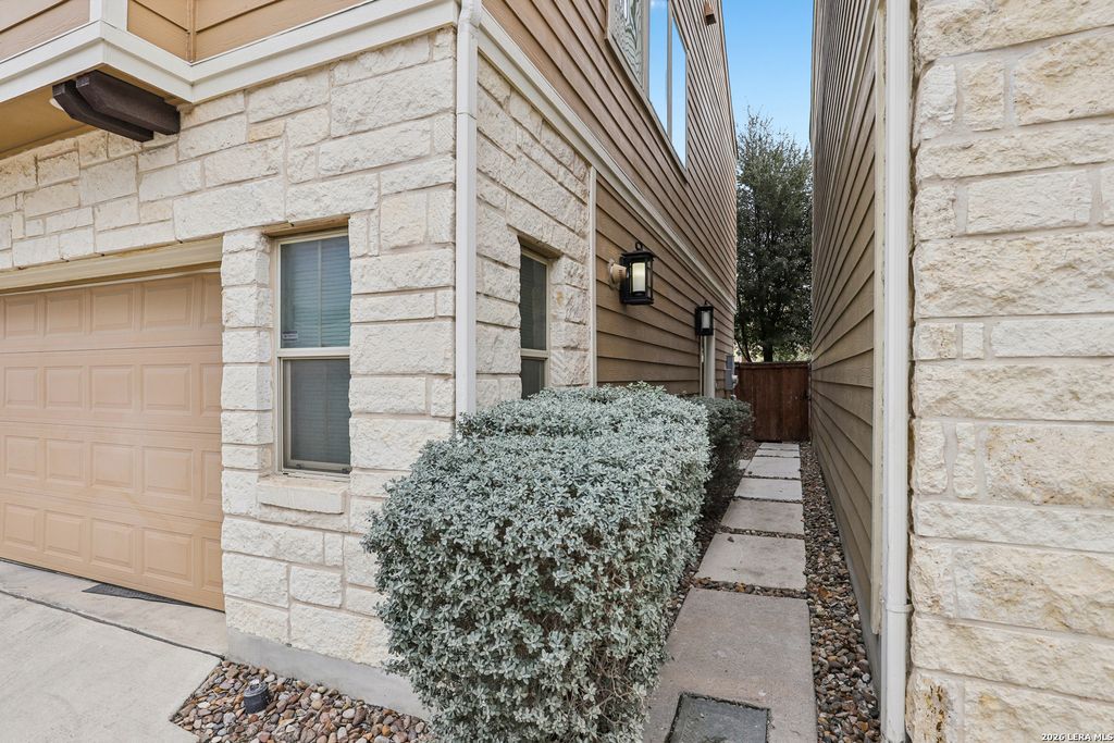 Photo of 2009 McCullough, San Antonio, TX 78212 (MLS # 1938929)