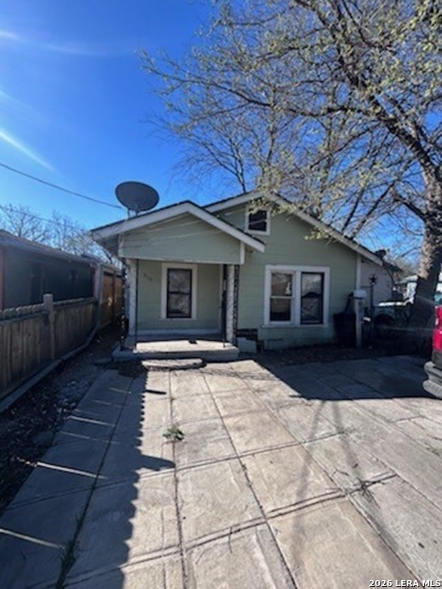 Photo of 910 GREEN ST, San Antonio, TX 78225 (MLS # 2003016)