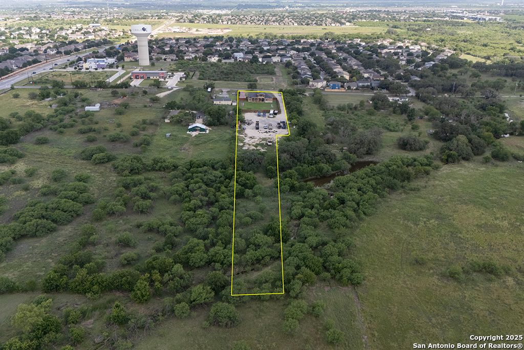 Photo of 1755 Wiedner, Cibolo, TX 78108 (MLS # 1876200)