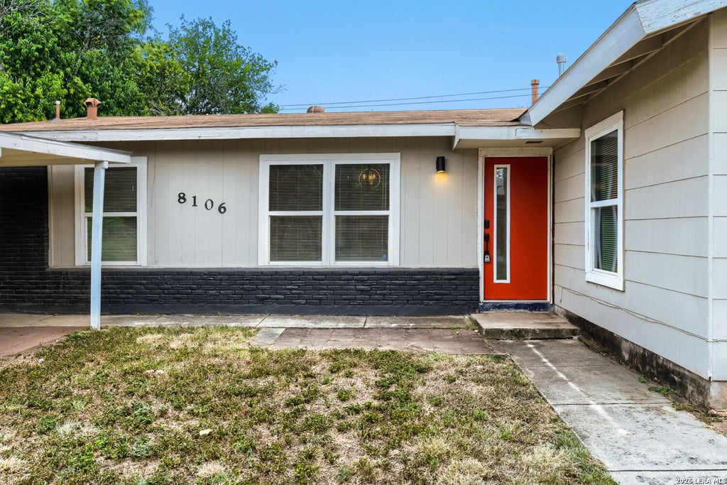 Photo of 8106 Windlake Dr., San Antonio, TX 78230 (MLS # 2009393)