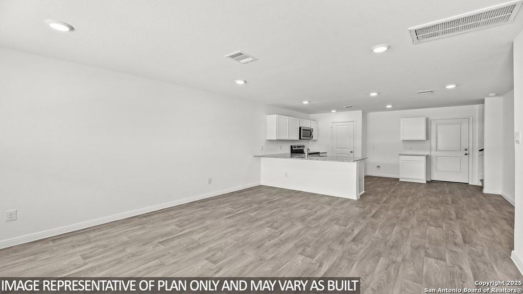 Photo of 2051 Giant Cactus, San Antonio, TX 78221 (MLS # 1962985)