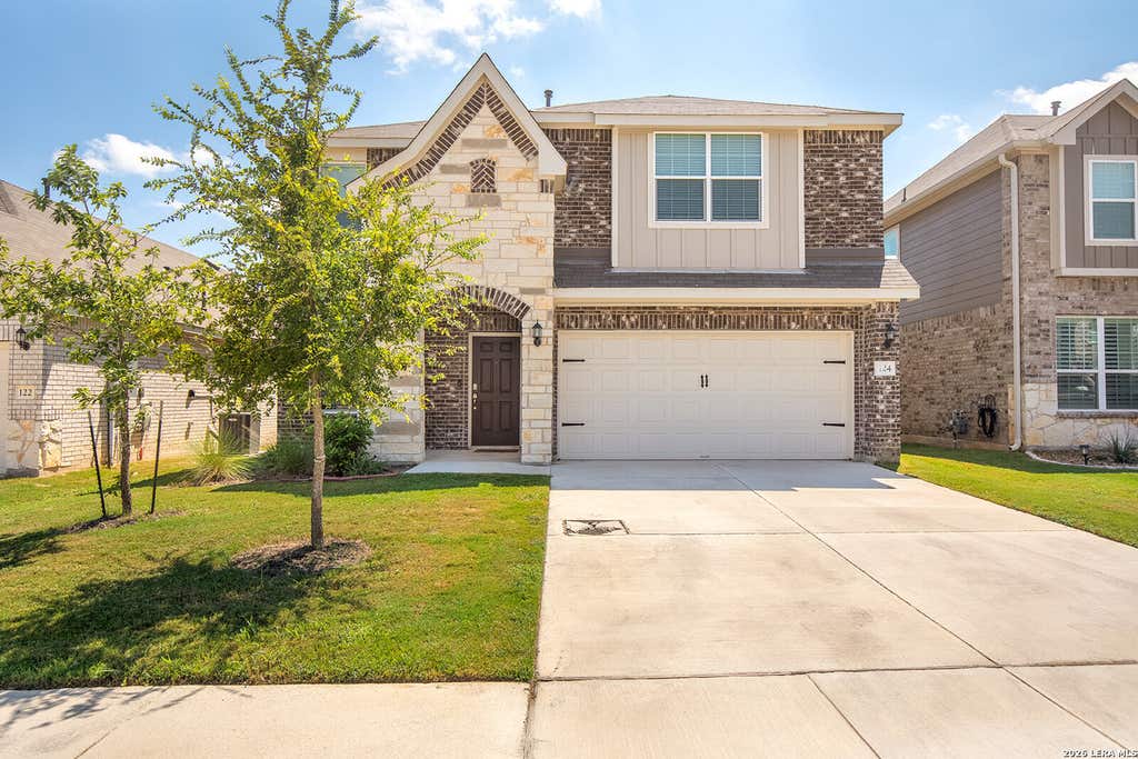 Photo of 124 Inverness, Boerne, TX 78015 (MLS # 2005593)