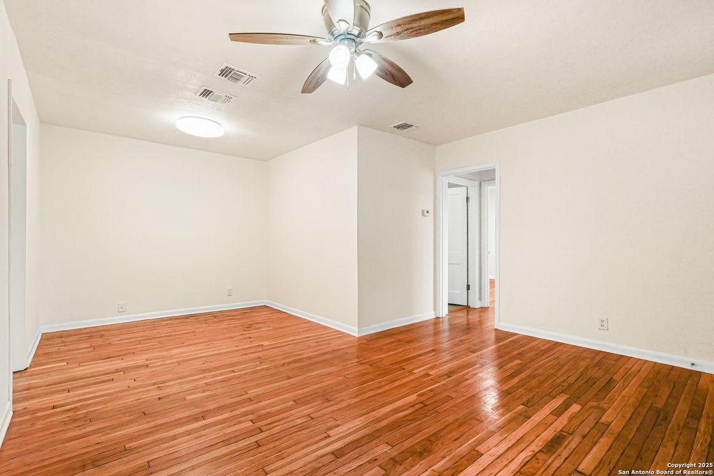 Photo of 123 Colton, San Antonio, TX 78209 (MLS # 1925712)