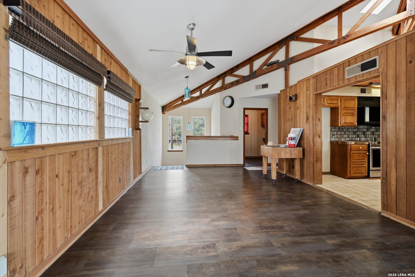 570 Rimrock Pass