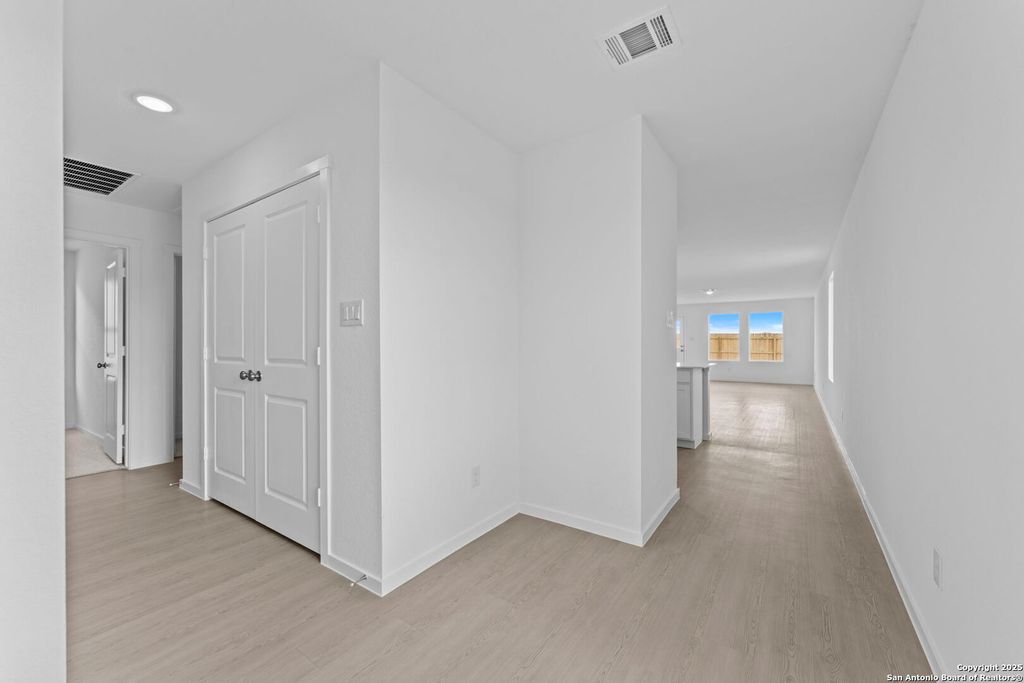 Photo of 3825 Swift Fox Rd, New Braunfels, TX 78130 (MLS # 1927151)