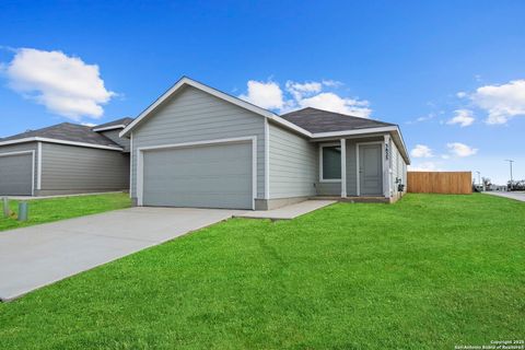 3825 Swift Fox Rd New Braunfels TX 78130