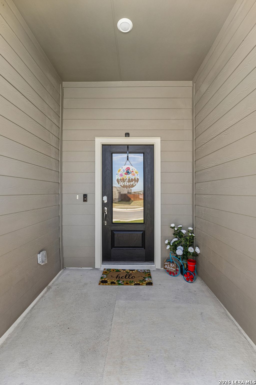 Photo of 5801 Musquiz Ridge, Seguin, TX 78155 (MLS # 1956555)