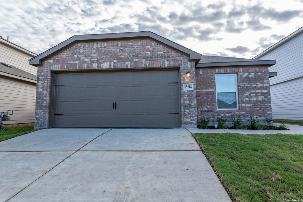 Photo of 15214 HARBOR LA NE Harbor Landing, Von Ormy, TX 78073 (MLS # 1993288)