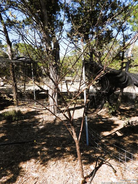 listing image 72