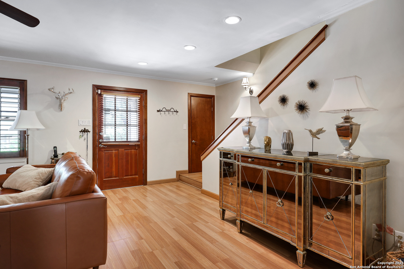 8715 Starcrest 19