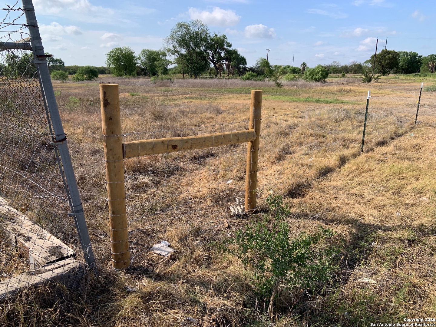 11696 S State Highway 16