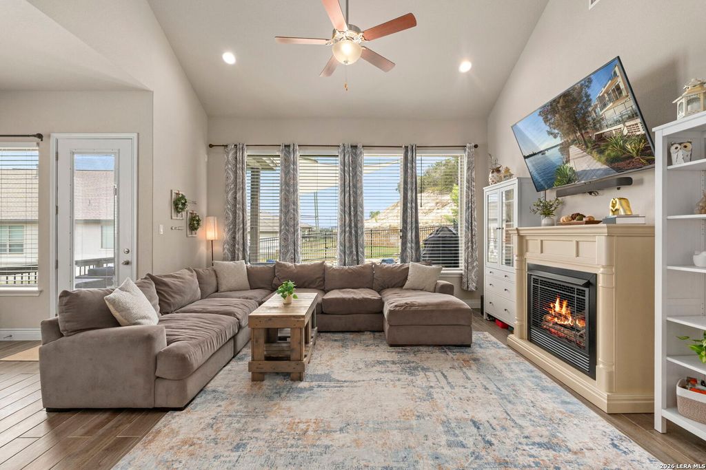 Photo of 125 Amarosa, Boerne, TX 78006 (MLS # 1958649)