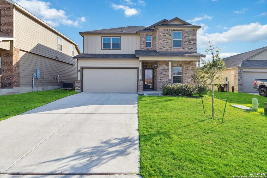 Photo of 1033 Windflower, New Braunfels, TX 78130 (MLS # 1973555)