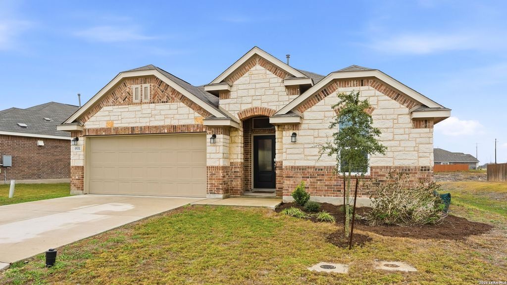 Photo of 5931 Corsicana, Seguin, TX 78155 (MLS # 1938479)