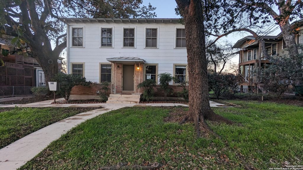 Photo of 245 post 4 #4, San Antonio, TX 78215 (MLS # 1958283)