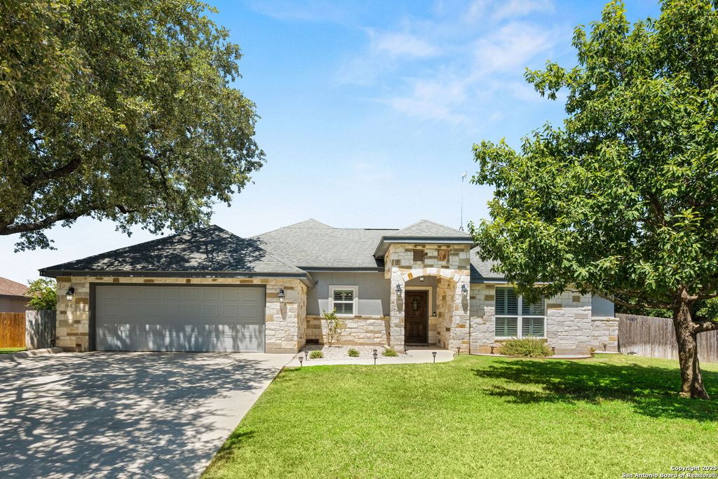 Photo of 1654 Stone Haven, Pleasanton, TX 78064 (MLS # 1898368)