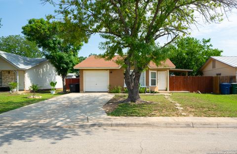 9759 Hidden Swan San Antonio TX 78250