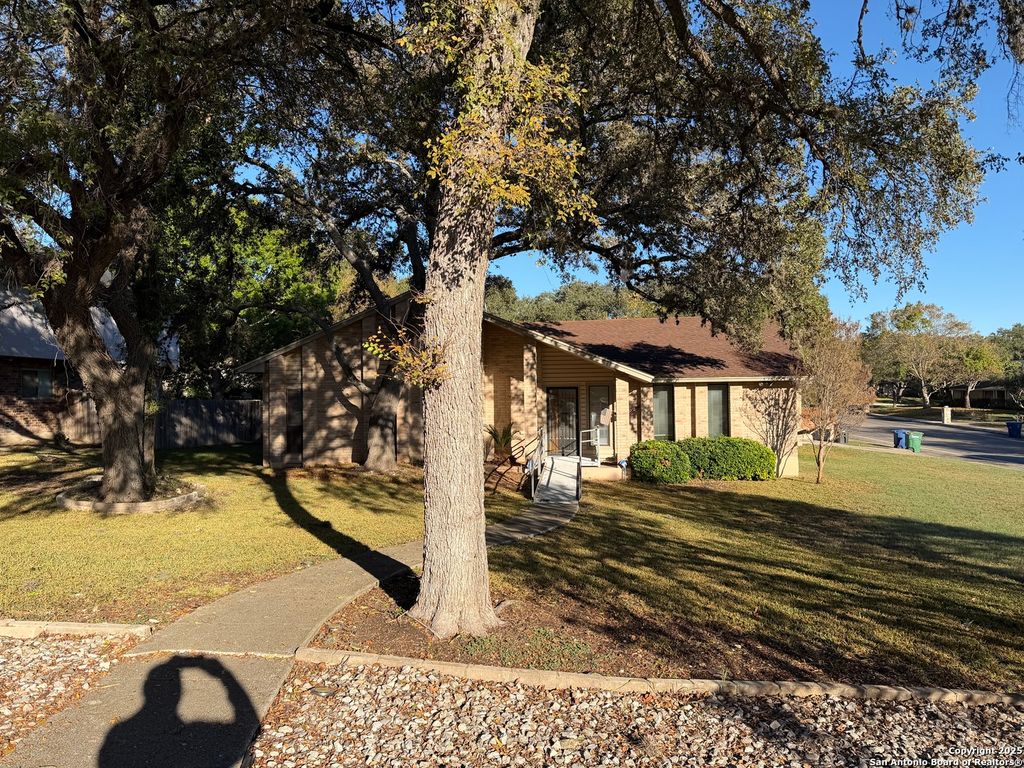 Photo of 13311 BARNSBURY SQ, San Antonio, TX 78232 (MLS # 1924995)
