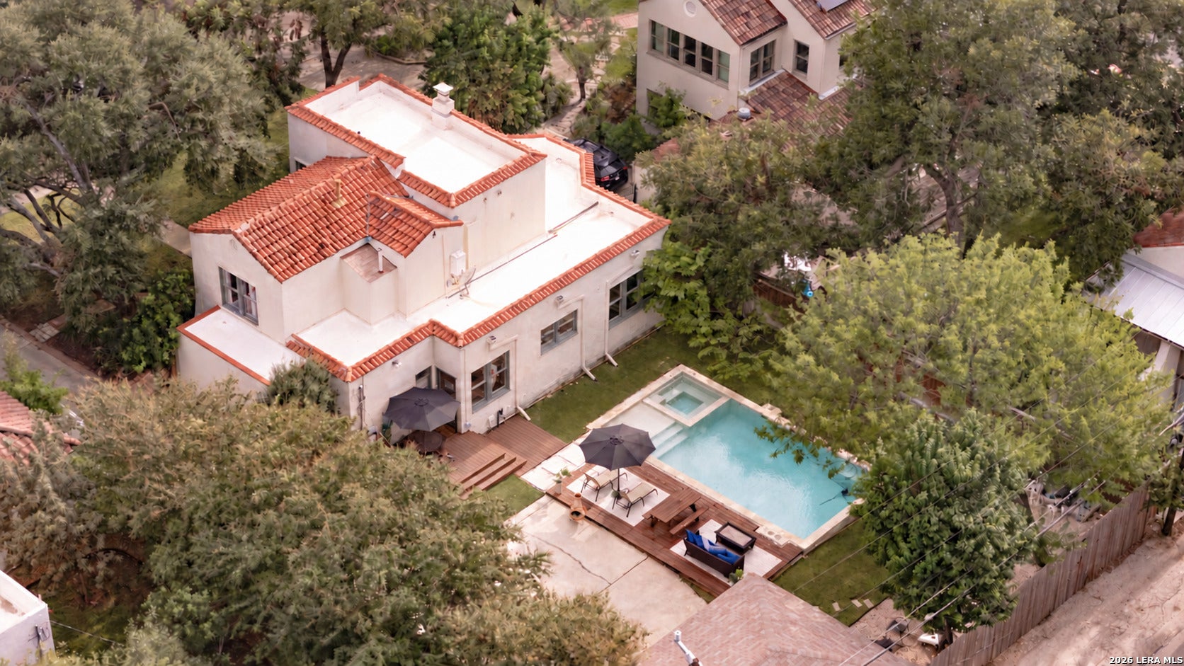 339 W HOLLYWOOD AVE