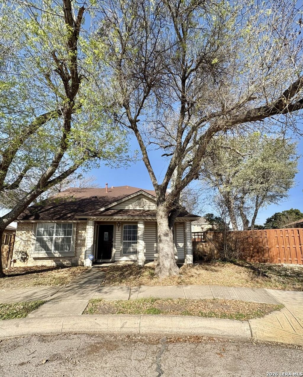 Photo of 616 fern meadow, Universal City, TX 78148 (MLS # 1944136)