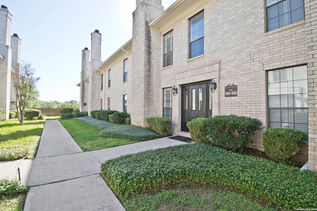 Photo of 2611 EISENHAUER RD 1005 #1005, San Antonio, TX 78209 (MLS # 2023864)