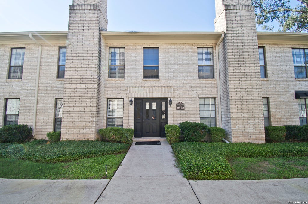 Photo of 2611 EISENHAUER RD 1005 #1005, San Antonio, TX 78209 (MLS # 2023864)