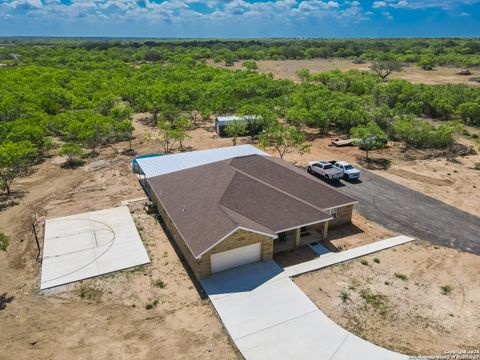 A home in Natalia