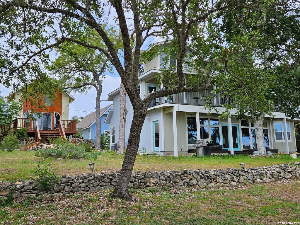 Photo of 1676 Lake Dr, Spring Branch, TX 78070 (MLS # 2007899)