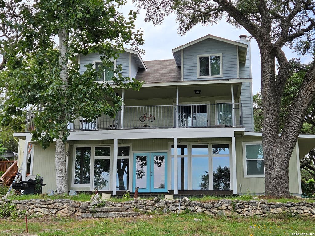 Photo of 1676 Lake Dr, Spring Branch, TX 78070 (MLS # 2007899)