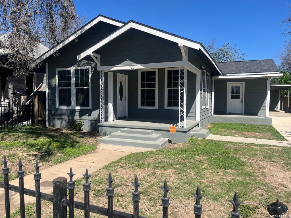 Photo of 725 Delmar, San Antonio, TX 78210 (MLS # 1954904)