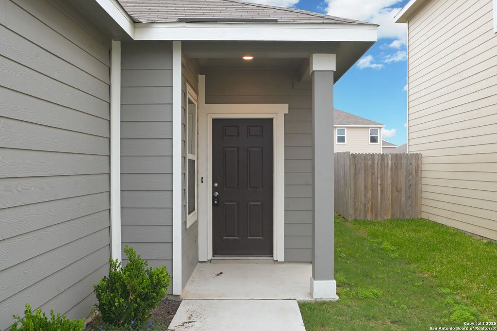 Photo of 5426 MALAKOFF DR, Converse, TX 78109 (MLS # 1916322)