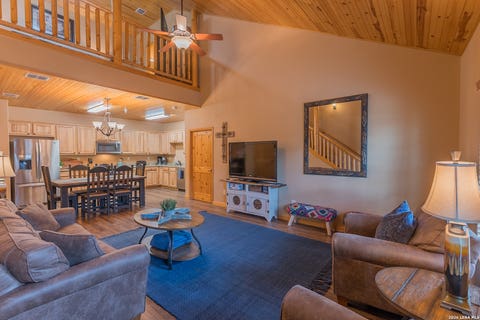 Property photo of 1554 Gruene Rd # A16, New Braunfels, TX 78130