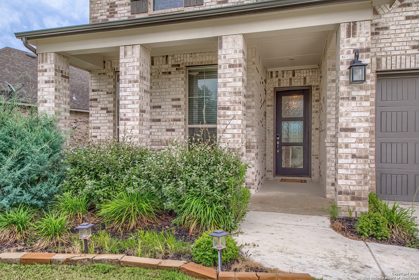 501 HUNTWICK DRIVE