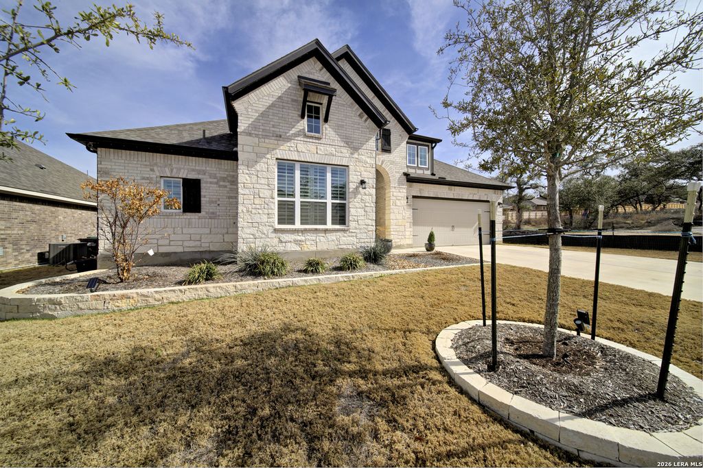 Photo of 931 Gyngell, San Antonio, TX 78260 (MLS # 1947128)