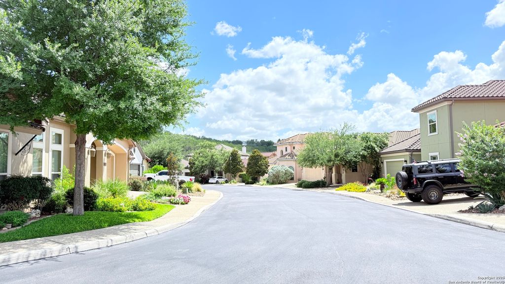 Photo of 1542 MELANIE CIR, San Antonio, TX 78258 (MLS # 1947230)