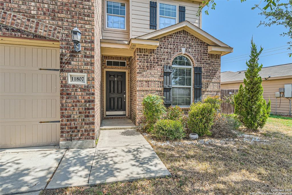 Photo of 11807 Luckey Ledge, San Antonio, TX 78252 (MLS # 1915414)