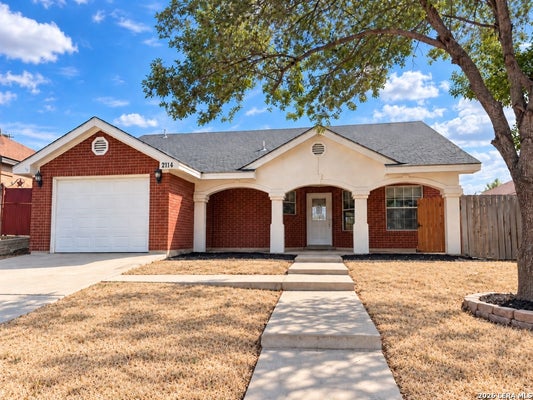 2114 CANTERA CIR, EAGLE PASS, TX 78852 - Image 9e72ff4eccaae6d9bc9e946d789d8427/3225449505