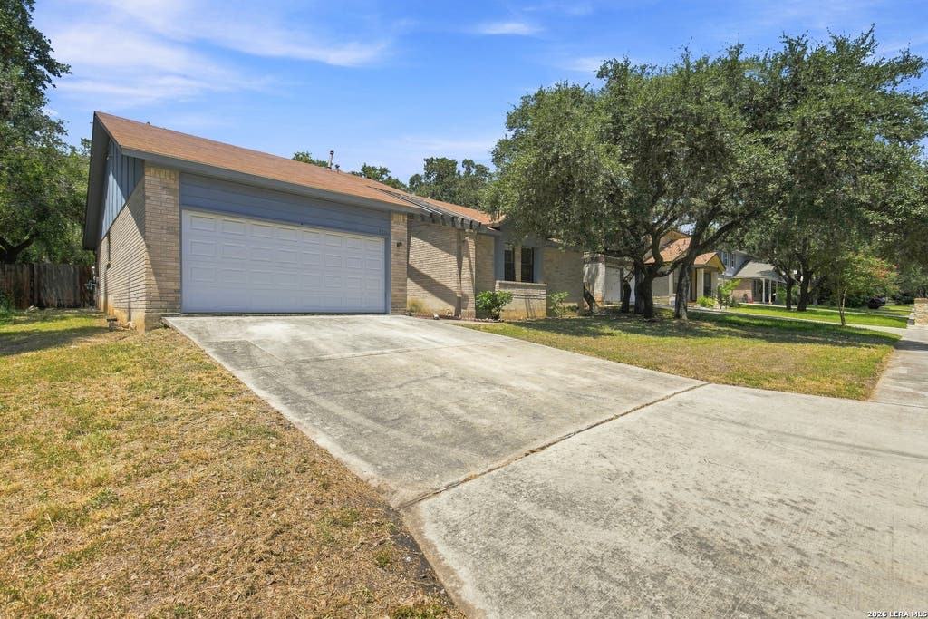 Photo of 9331 THORNBURY ST, San Antonio, TX 78250 (MLS # 2008176)