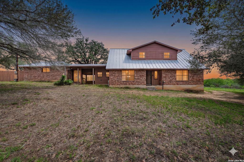 Photo of 1271 County Road 119, Floresville, TX 78114 (MLS # 1958231)