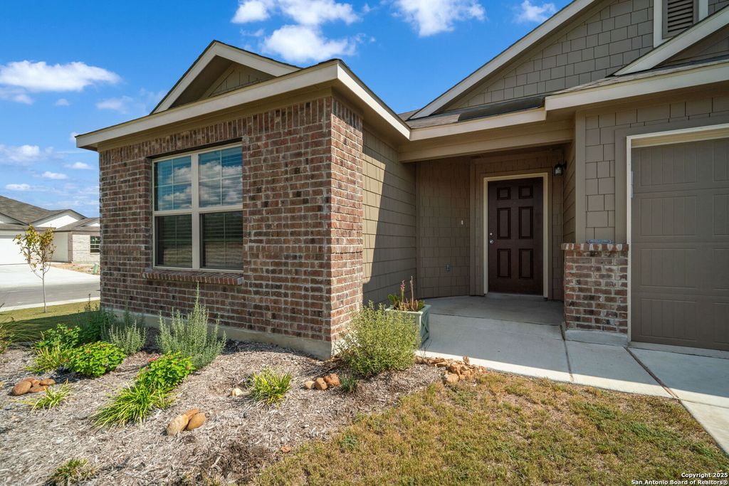 Photo of 1177 Water Valley, Seguin, TX 78155 (MLS # 1914413)