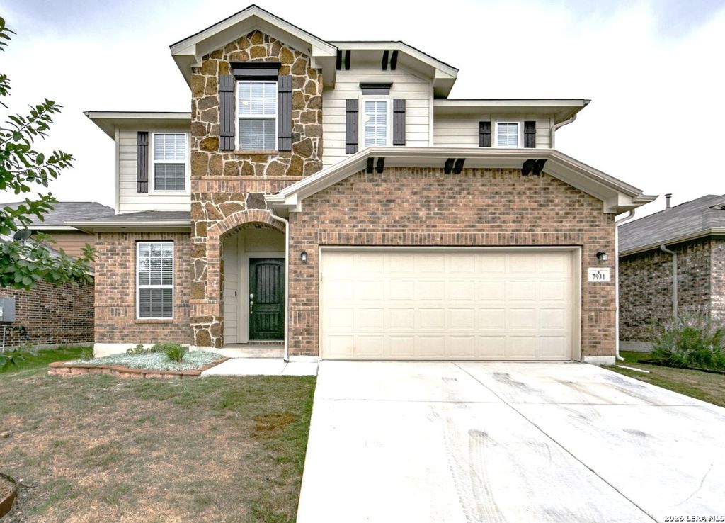 Photo of 7931 HEADWATERS TRL, San Antonio, TX 78254 (MLS # 1994067)