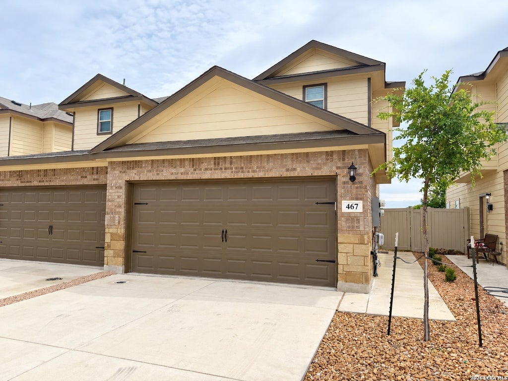 Photo of 467 Emma Dr, New Braunfels, TX 78130 (MLS # 2020274)
