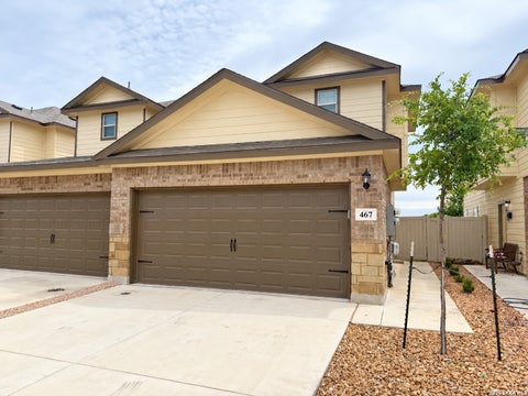 Photo of 467 Emma Dr, New Braunfels, TX 78130 (MLS # 2020274)
