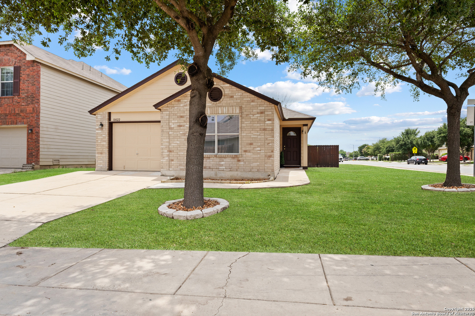 10022 Carswell Peak