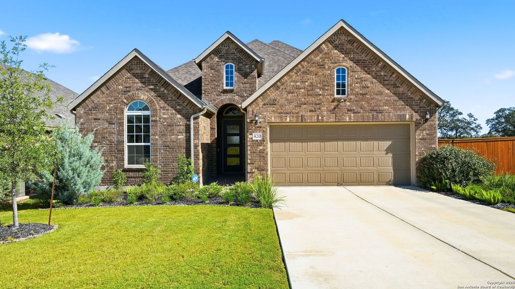 Photo of 820 silverberry, New Braunfels, TX 78132 (MLS # 1921731)